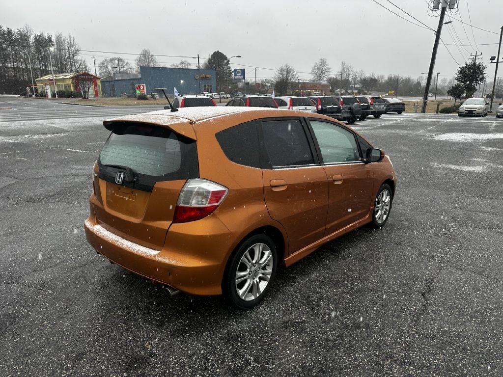 Honda Fit Sport 5-Speed MT 2009