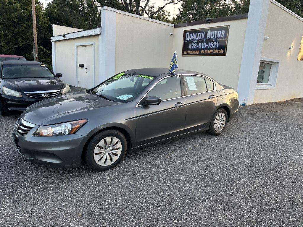 Honda Accord LX sedan AT 2011