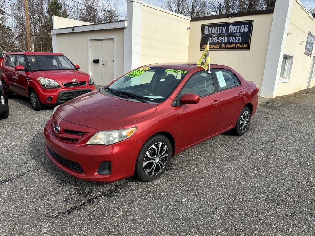 Toyota Corolla LE 4-Speed AT 2012