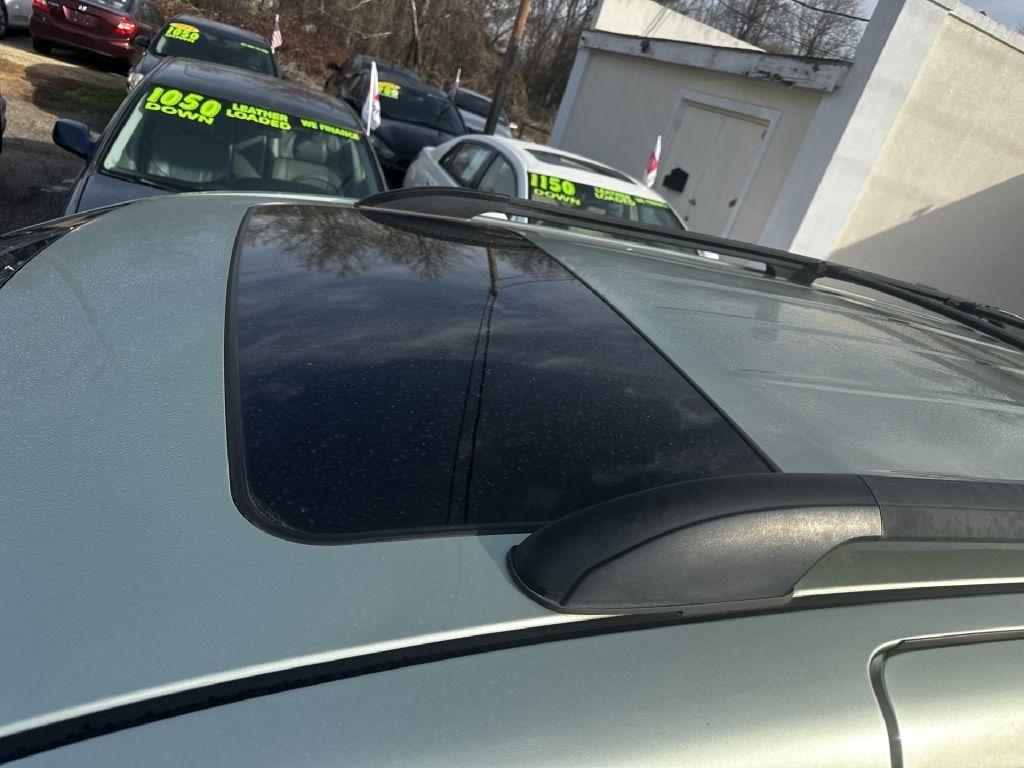 Toyota Sienna XLE FWD 2010