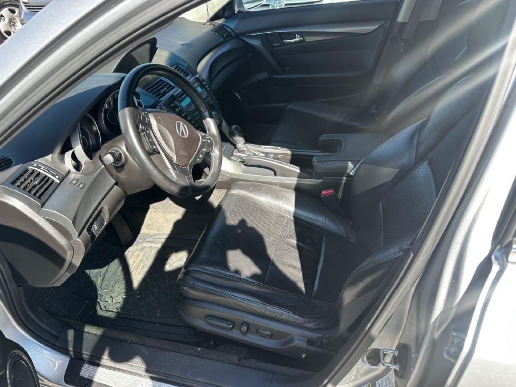 Acura TL 6-Speed AT with Advance Package 2012