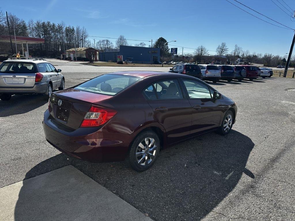 Honda Civic LX Sedan 5-Speed AT 2012