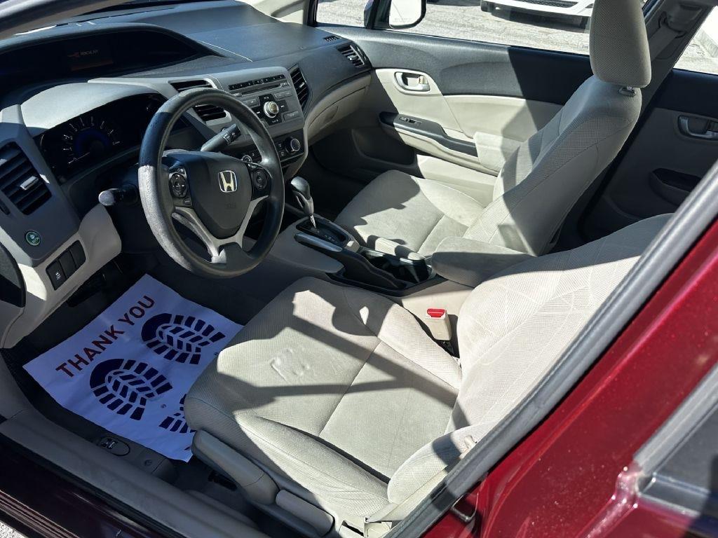Honda Civic LX Sedan 5-Speed AT 2012