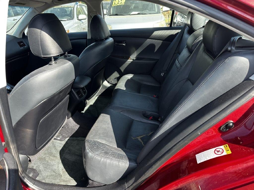 Lexus ES 350 Sedan 2011