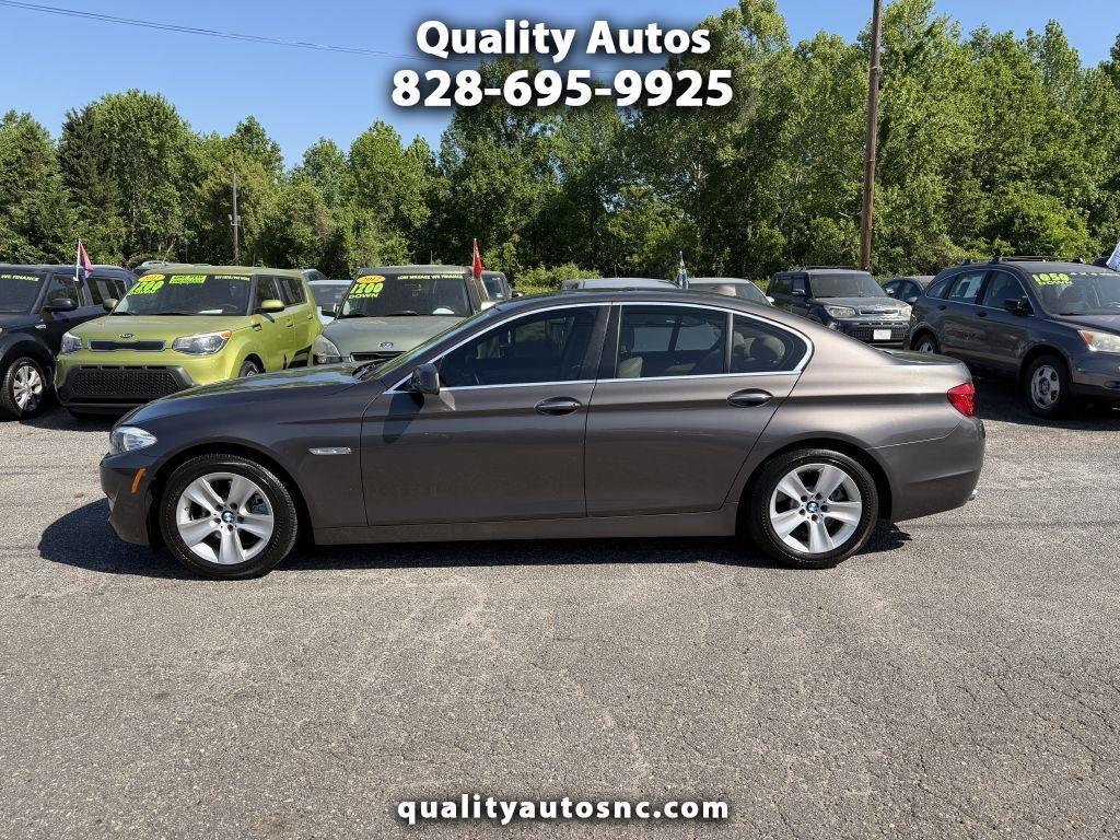 BMW 5-Series 528i 2011