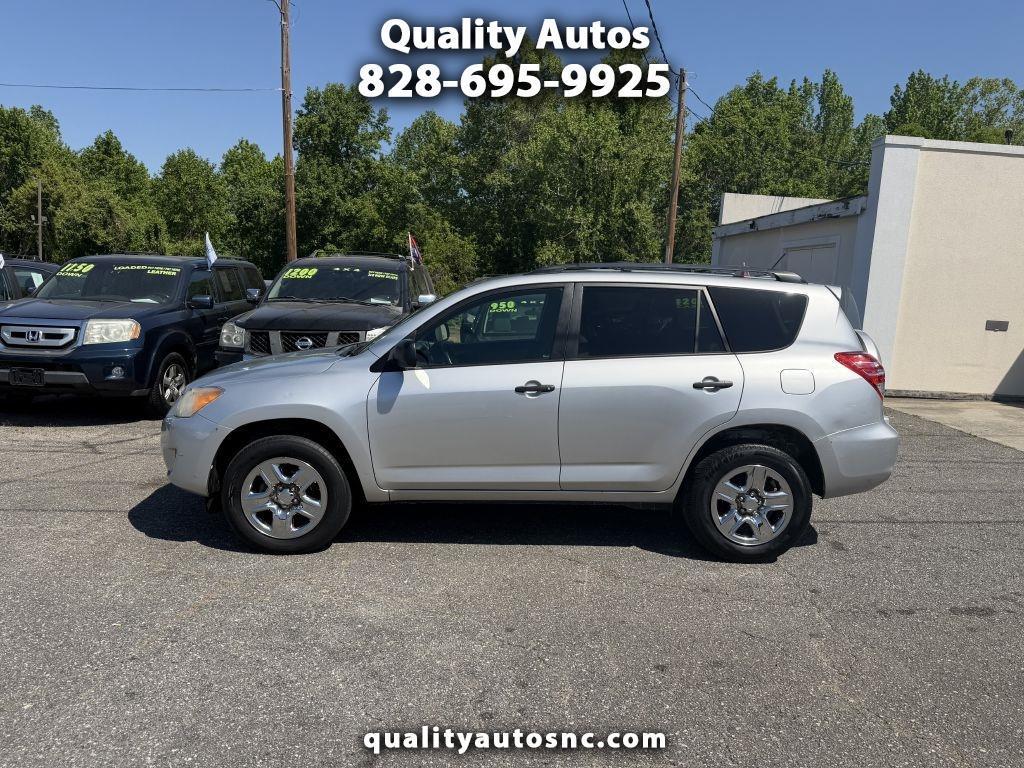 Toyota RAV4 Base I4 4WD 2011