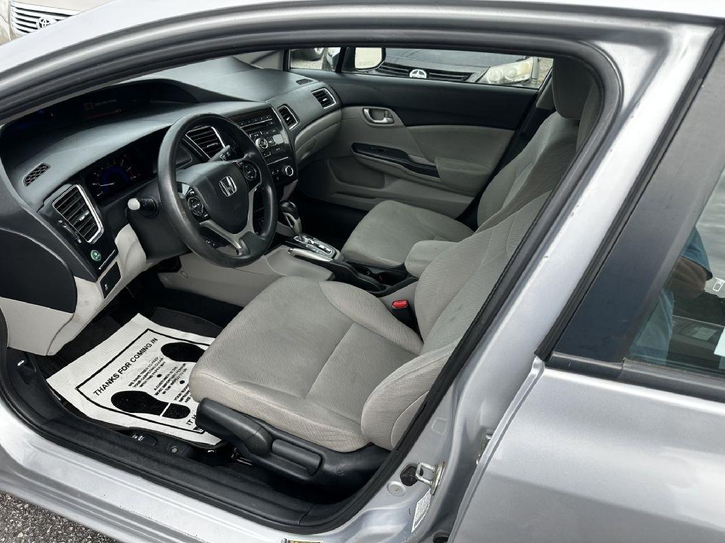 Honda Civic LX Sedan 5-Speed AT 2013