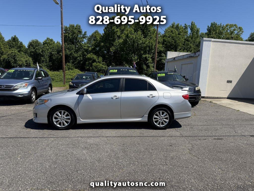 Toyota Corolla S 5-Speed MT 2010
