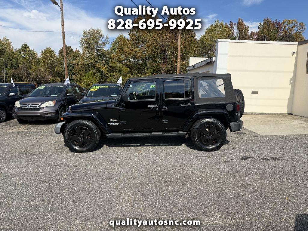 Jeep Wrangler Unlimited Sahara 2WD 2010