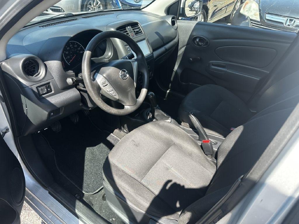 Nissan Versa 1.6 S 5M 2019