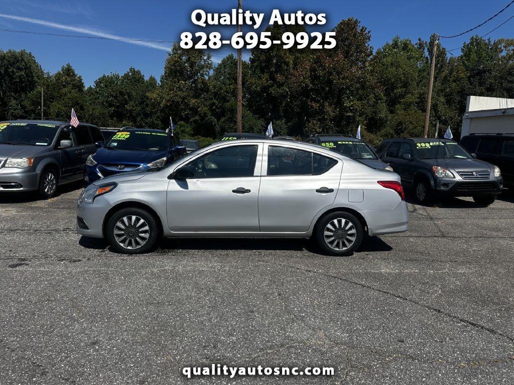 Nissan Versa 1.6 S 5M 2019
