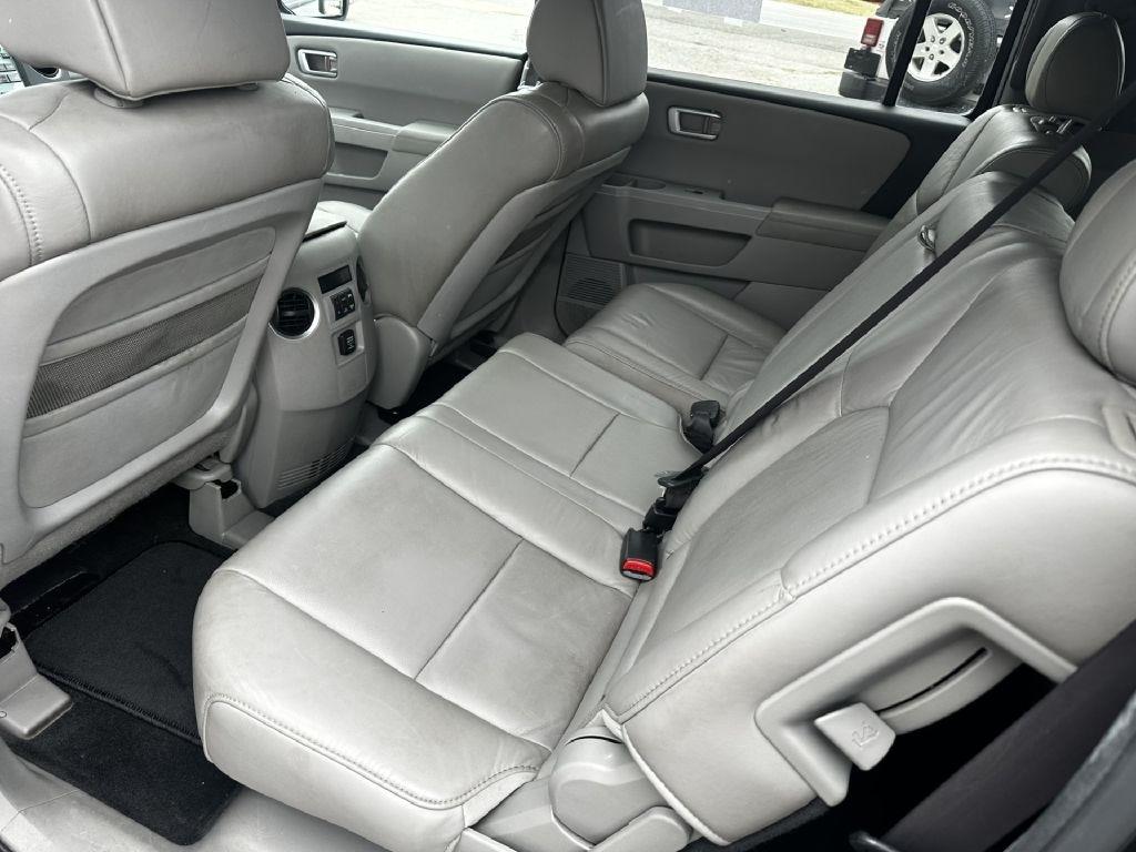 Honda Pilot EX-L 4WD 5-Spd AT 2011