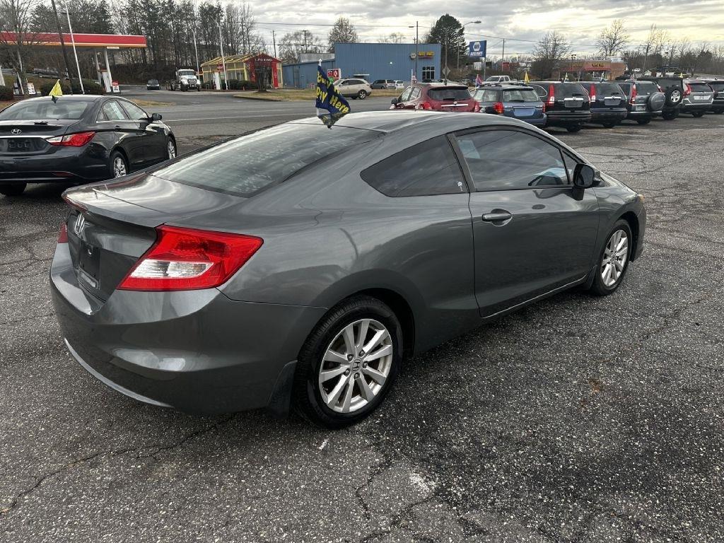 Honda Civic EX Coupe 5-Speed AT 2012