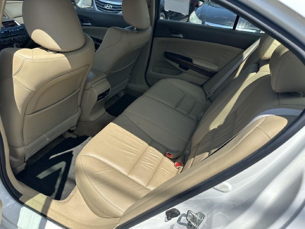 Honda Accord EX-L Sedan AT 2010