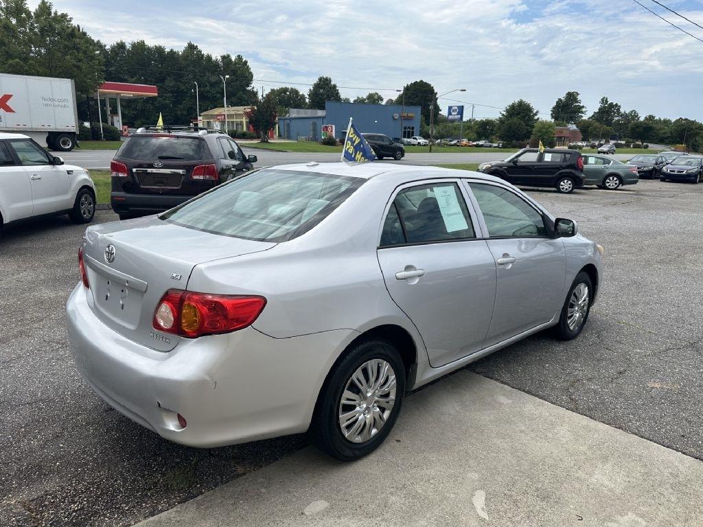 Toyota Corolla LE 4-Speed AT 2010