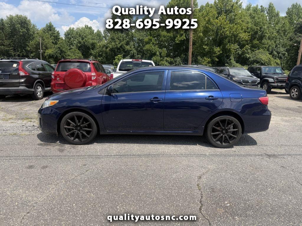 2013 Toyota Corolla L 5-Speed MT