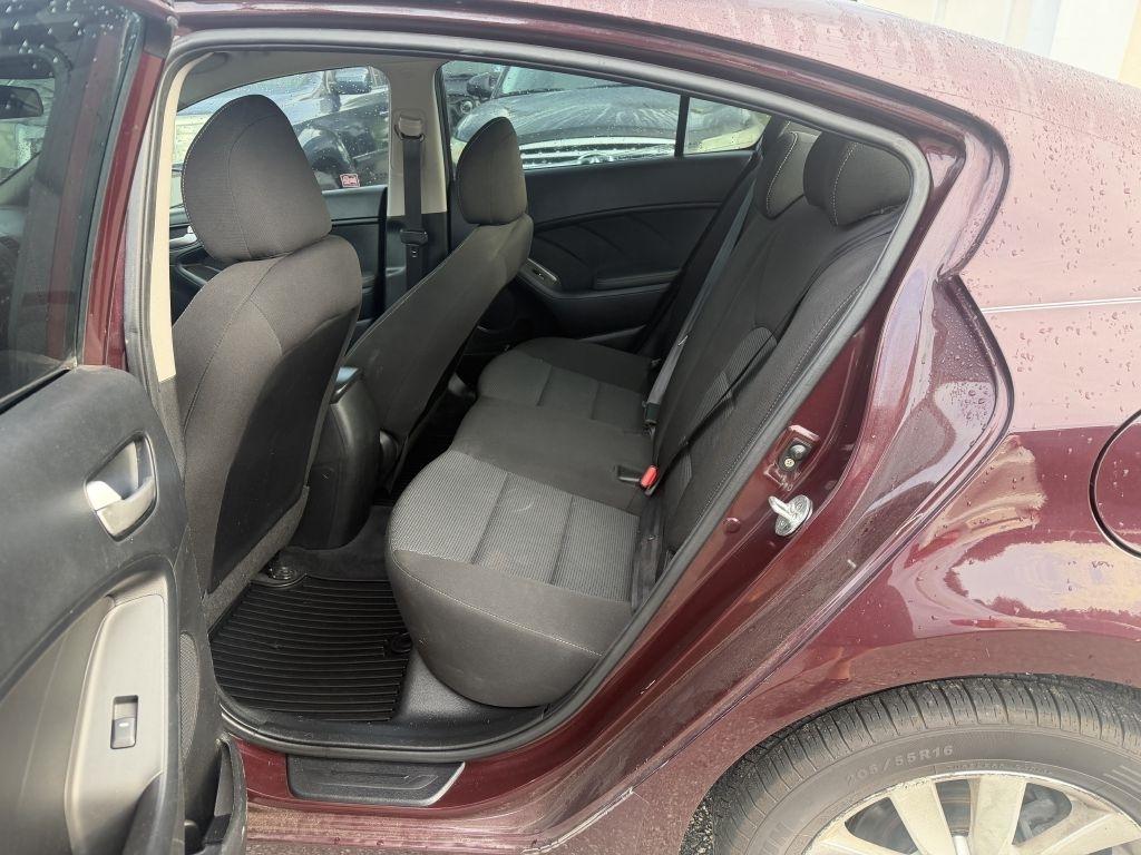Kia Forte LX 6A 2017