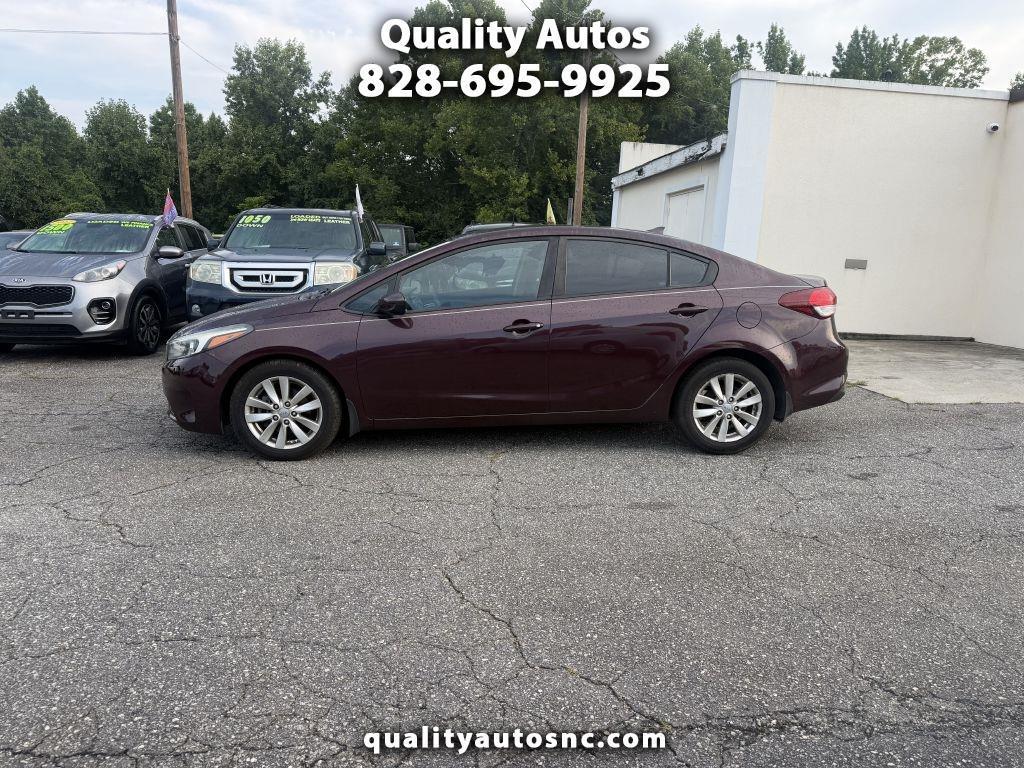 2017 Kia Forte LX 6A