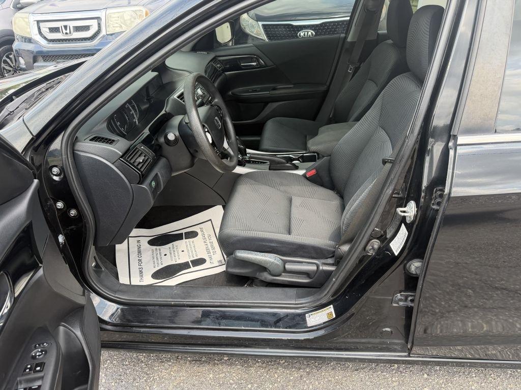 Honda Accord LX Sedan CVT 2016