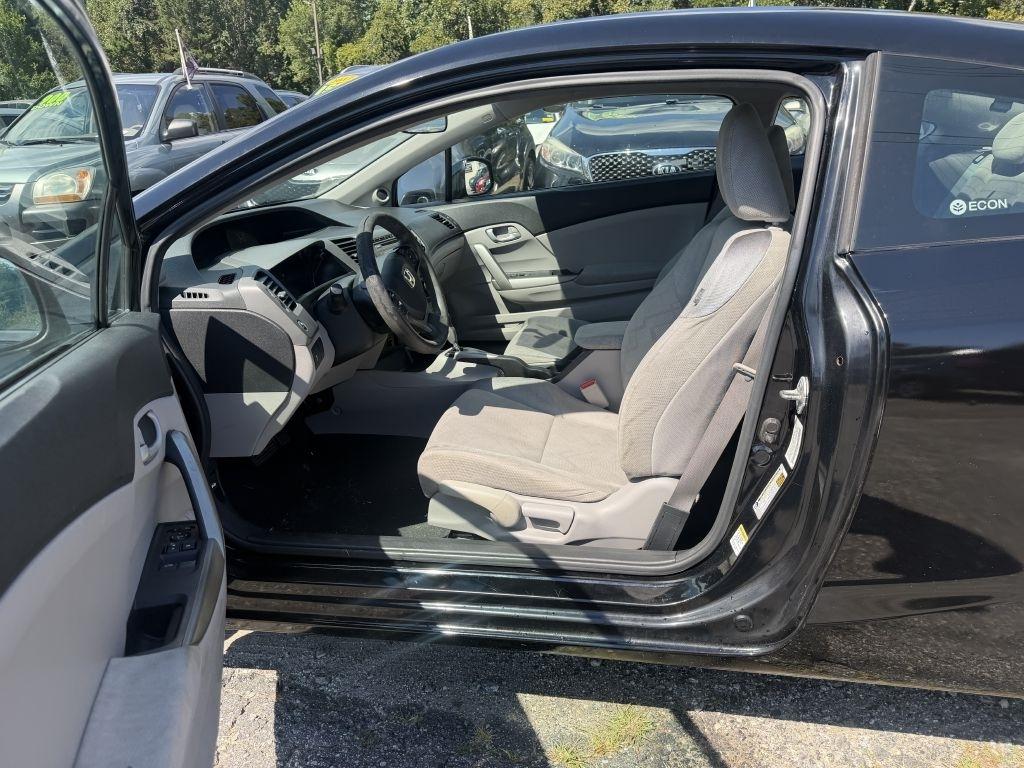Honda Civic LX Coupe 5-Speed AT 2012