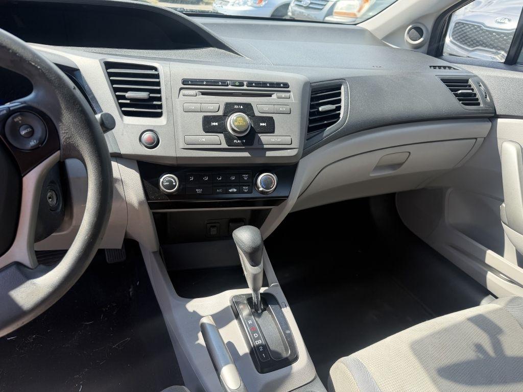Honda Civic LX Coupe 5-Speed AT 2012