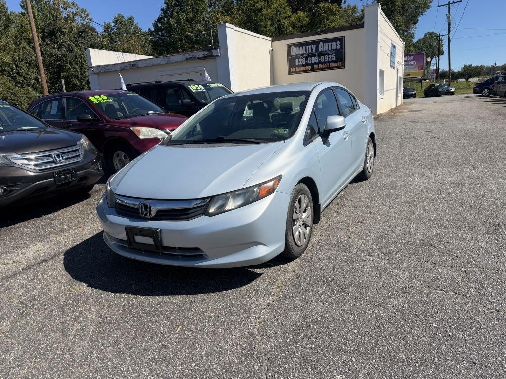 Honda Civic LX Sedan 5-Speed AT 2012