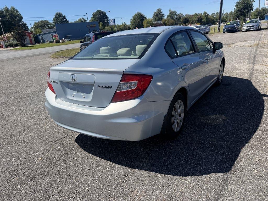 Honda Civic LX Sedan 5-Speed AT 2012