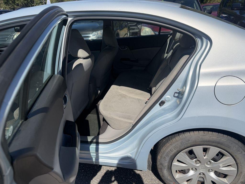 Honda Civic LX Sedan 5-Speed AT 2012