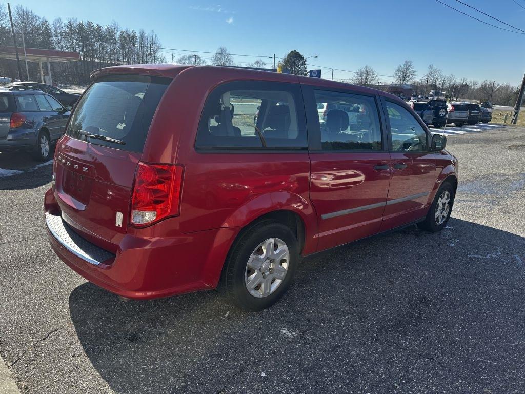 Dodge Grand Caravan SE 2012