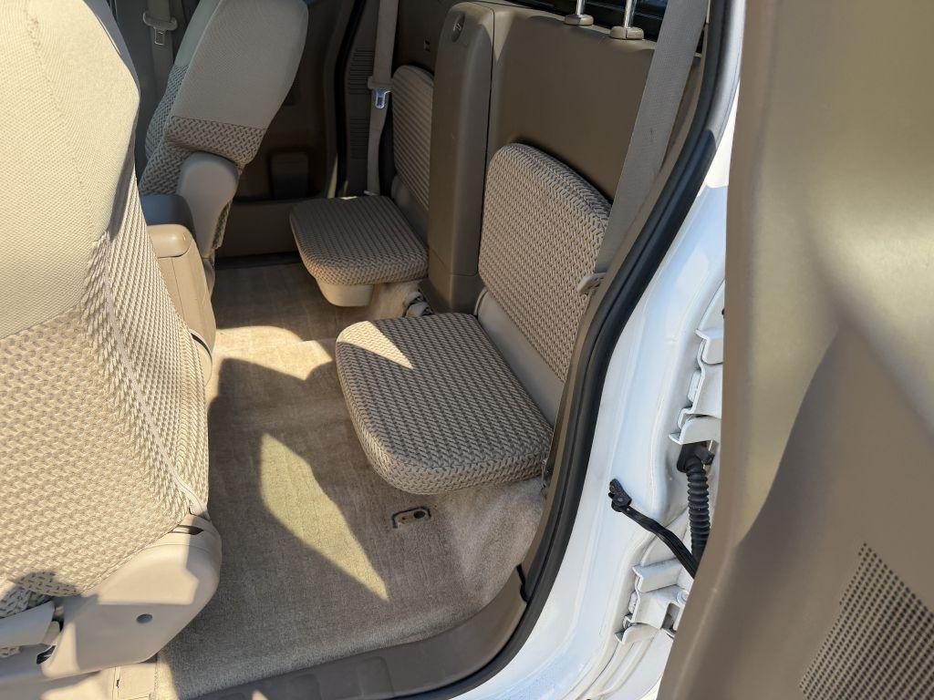 Nissan Frontier LE King Cab 2WD 2005