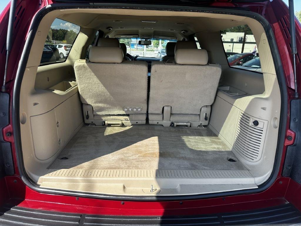 Chevrolet Suburban LT 1500 2WD 2013