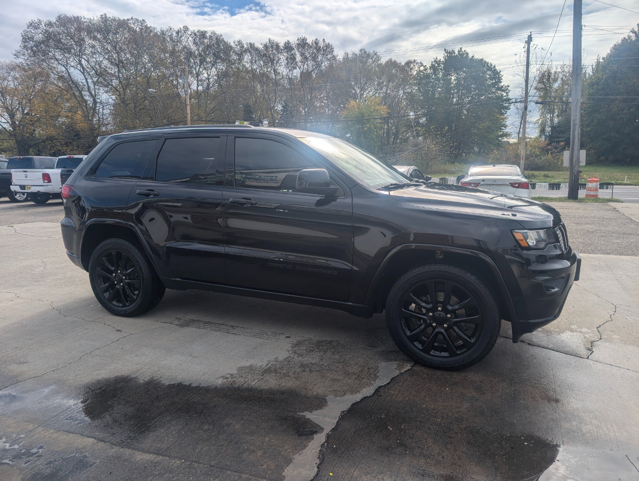 Jeep Grand Cherokee Altitude 4x4 2019 Jeep Grand Cherokee Altitude 4x4 2019