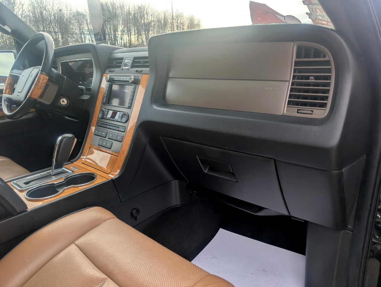 Lincoln Navigator Base 4WD 2011