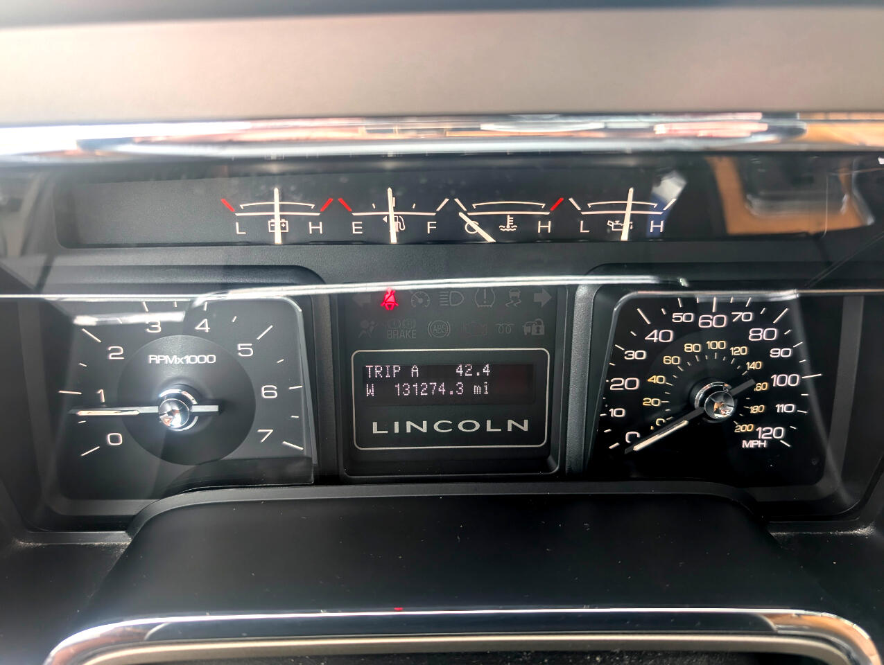 Lincoln Navigator Base 4WD 2011