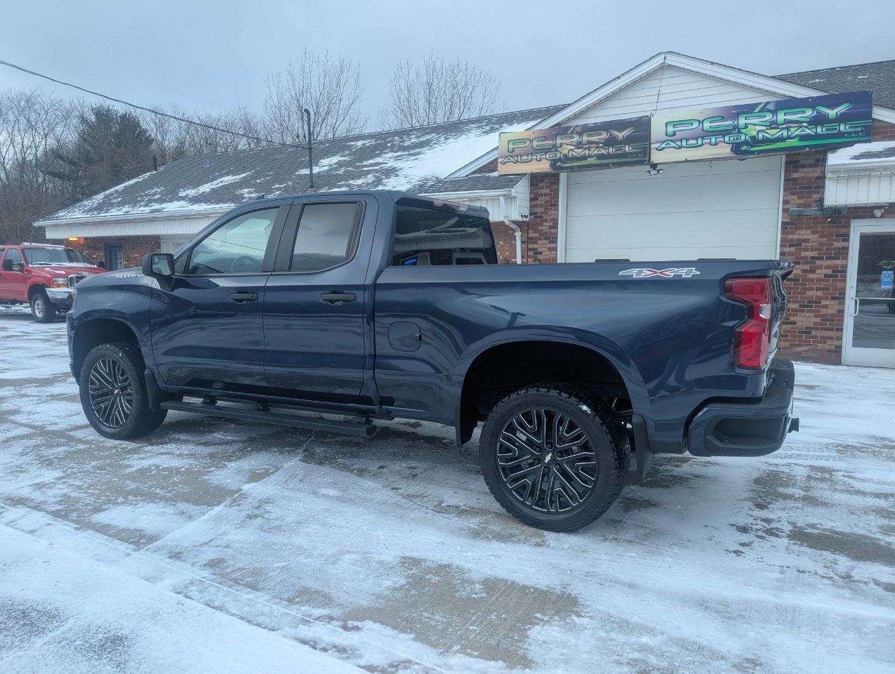 Chevrolet Silverado 1500 Custom Dbl Cab 4WD 2021