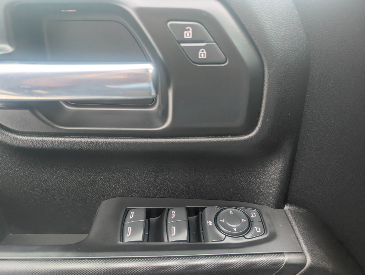 Chevrolet Silverado 1500 Custom Dbl Cab 4WD 2021