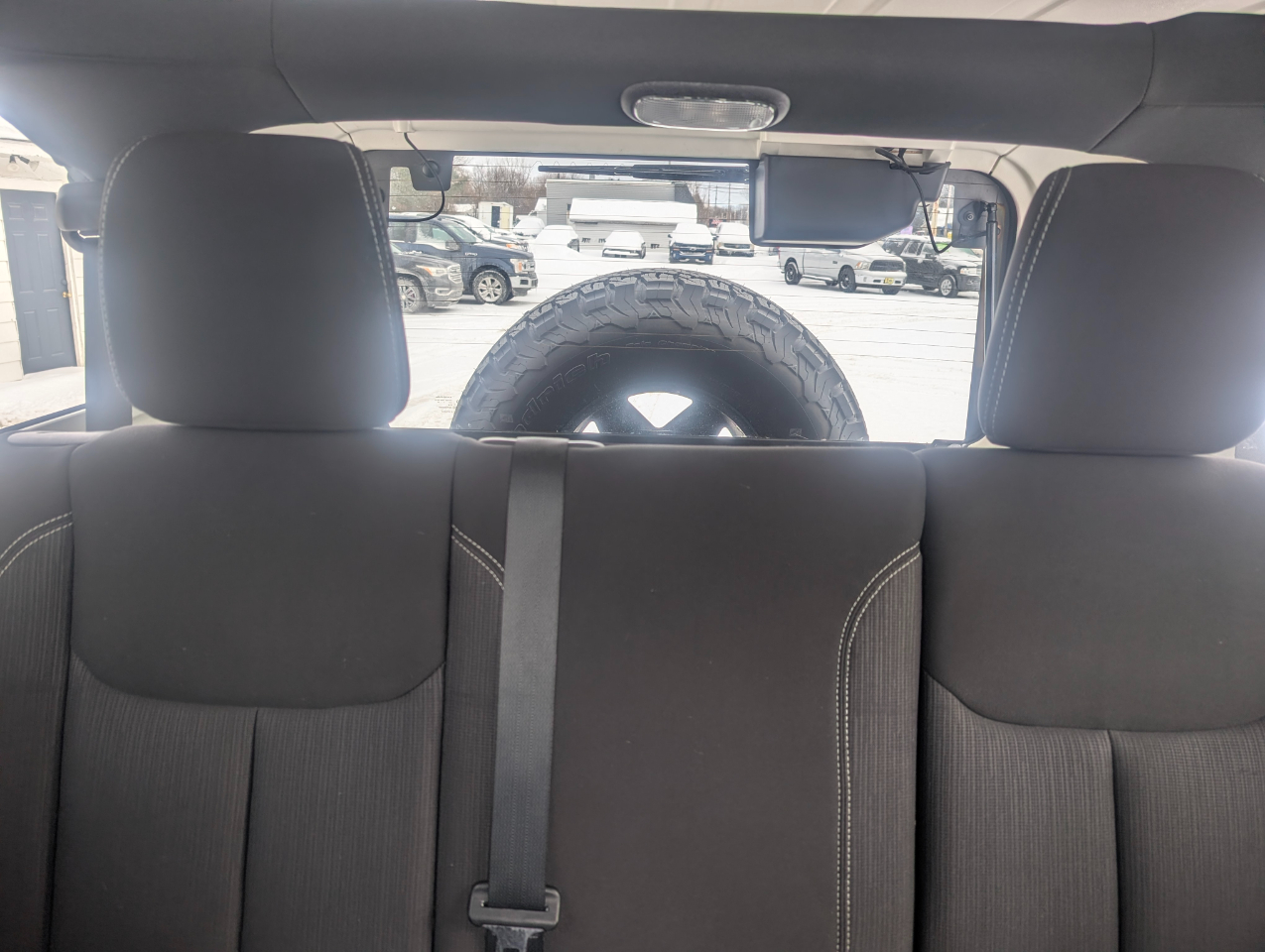 Jeep Wrangler Sahara 2013