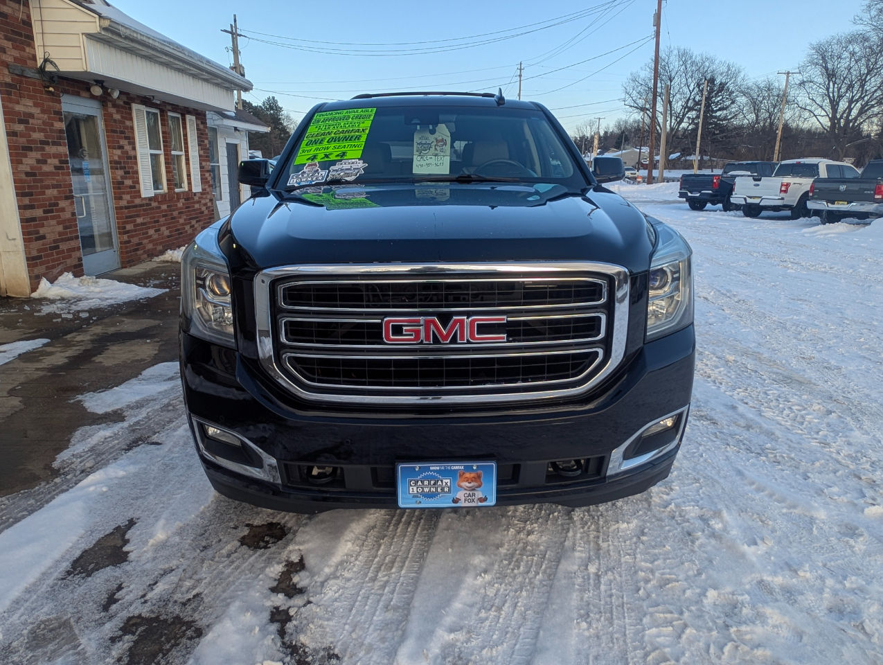 GMC Yukon SLT 4D SUV 4WD 2016