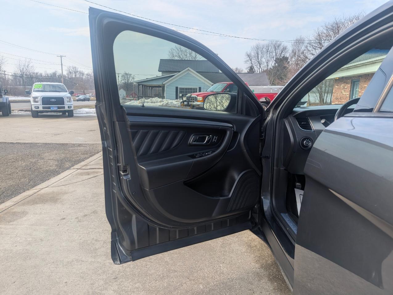 Ford Taurus SHO AWD 2016