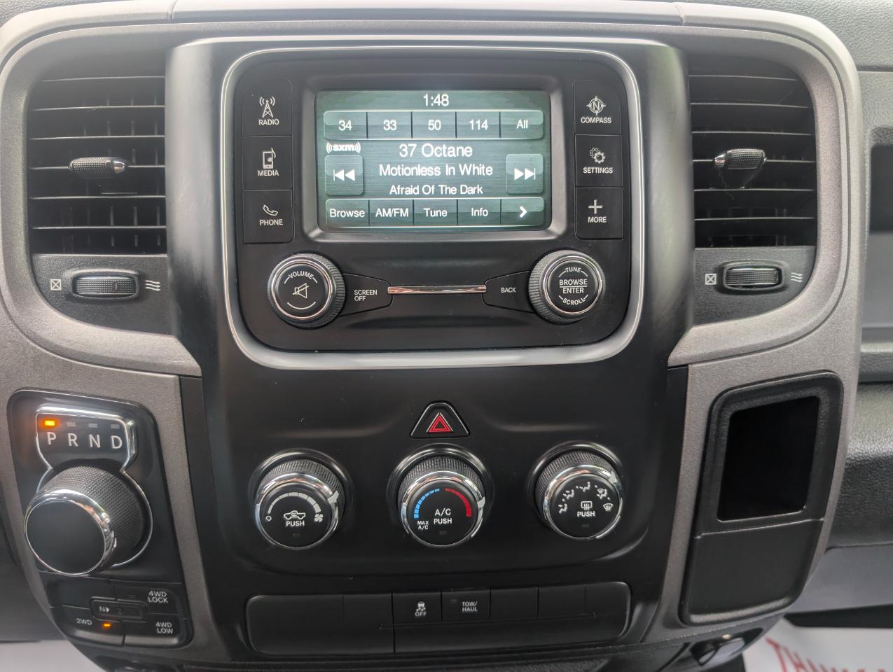 RAM 1500 Tradesman Crew Cab 4WD 2014