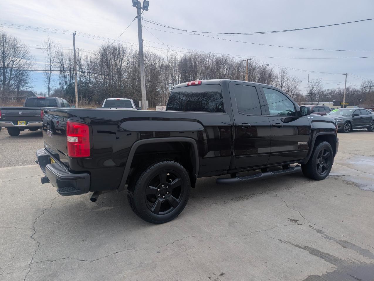 GMC Sierra 1500 Elevation Crew Cab 4WD 2019
