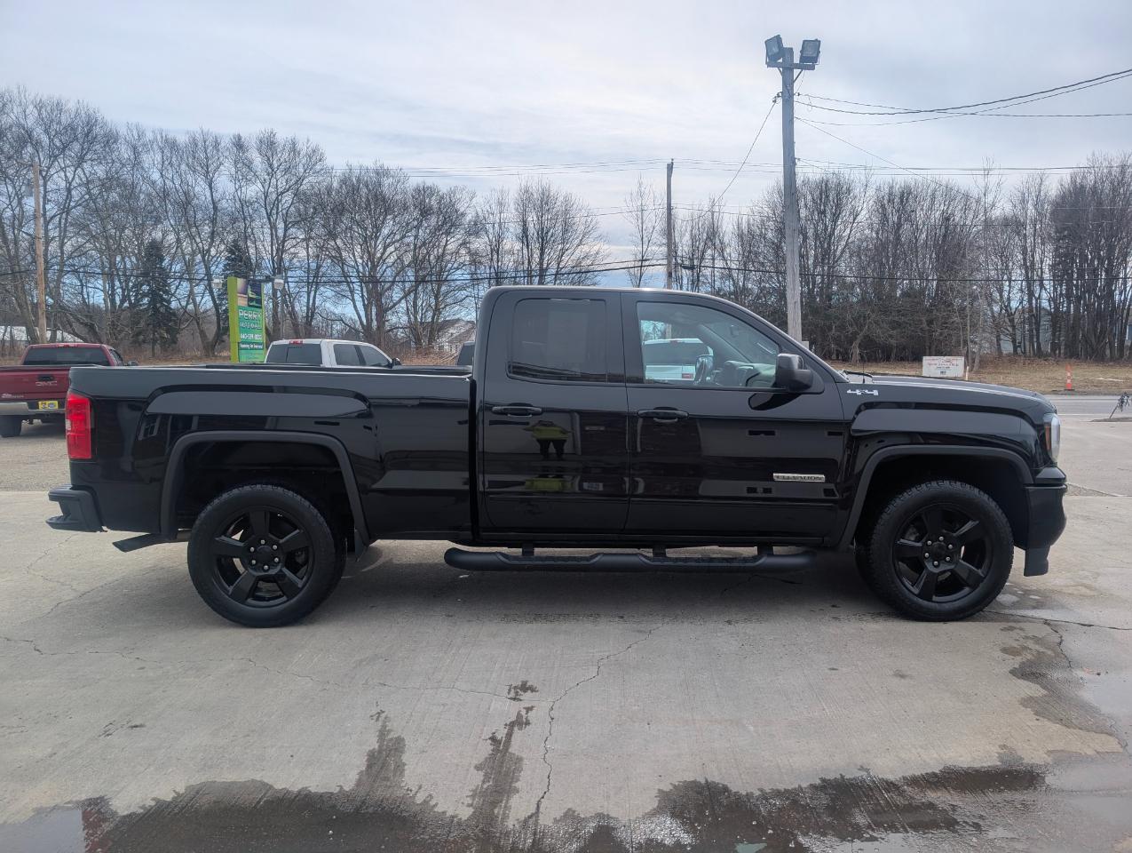 GMC Sierra 1500 Elevation Crew Cab 4WD 2019