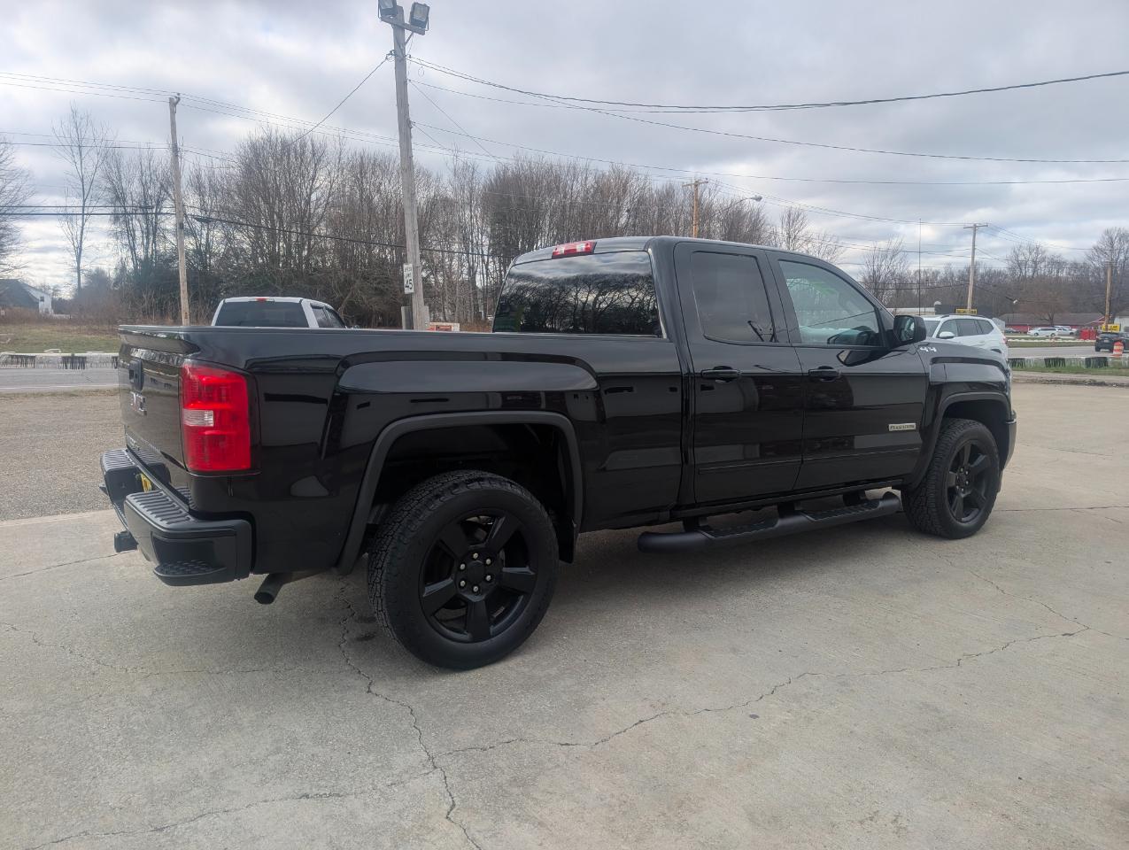 GMC Sierra 1500 Elevation Crew Cab 4WD 2019