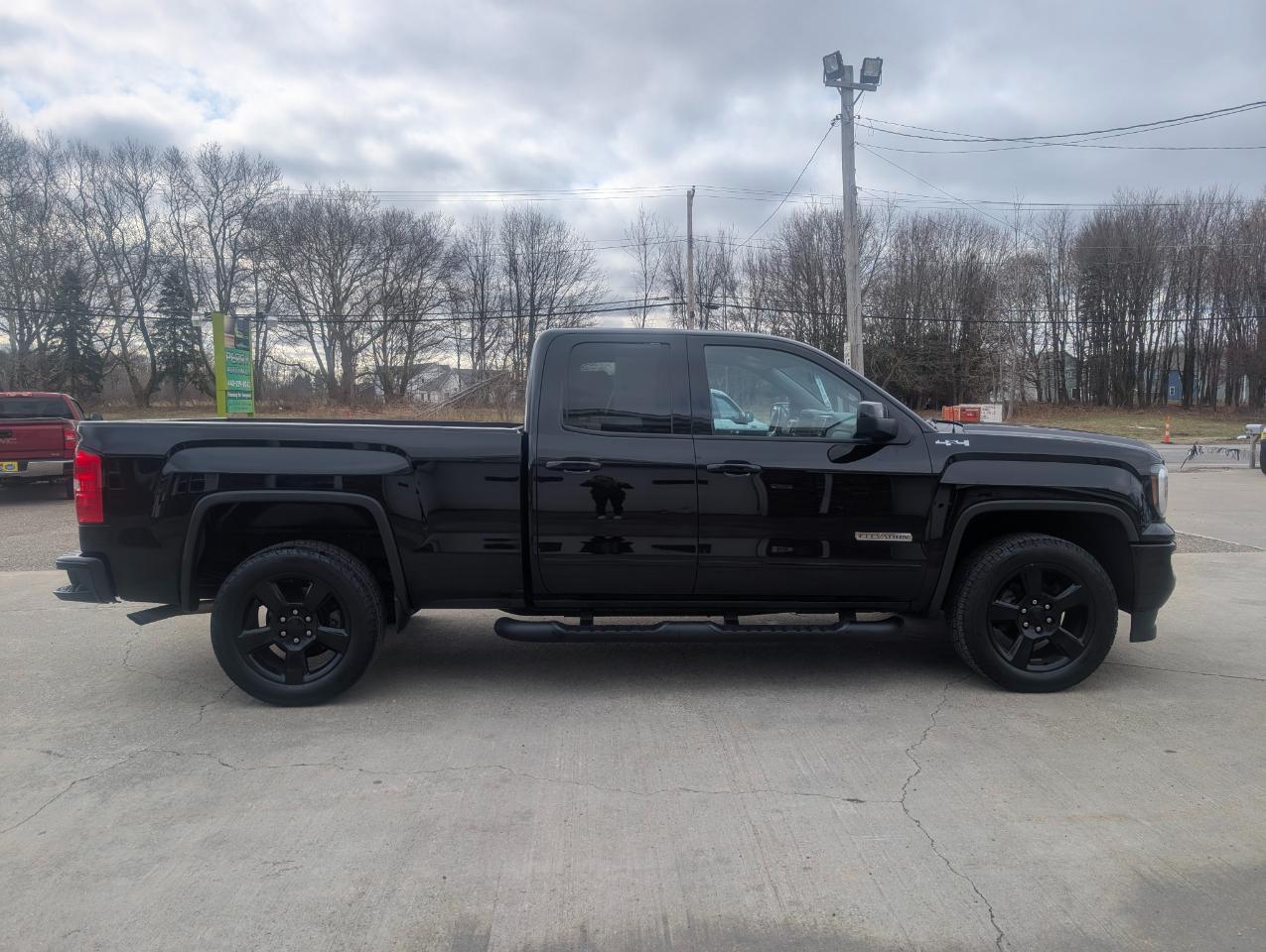 GMC Sierra 1500 Elevation Crew Cab 4WD 2019