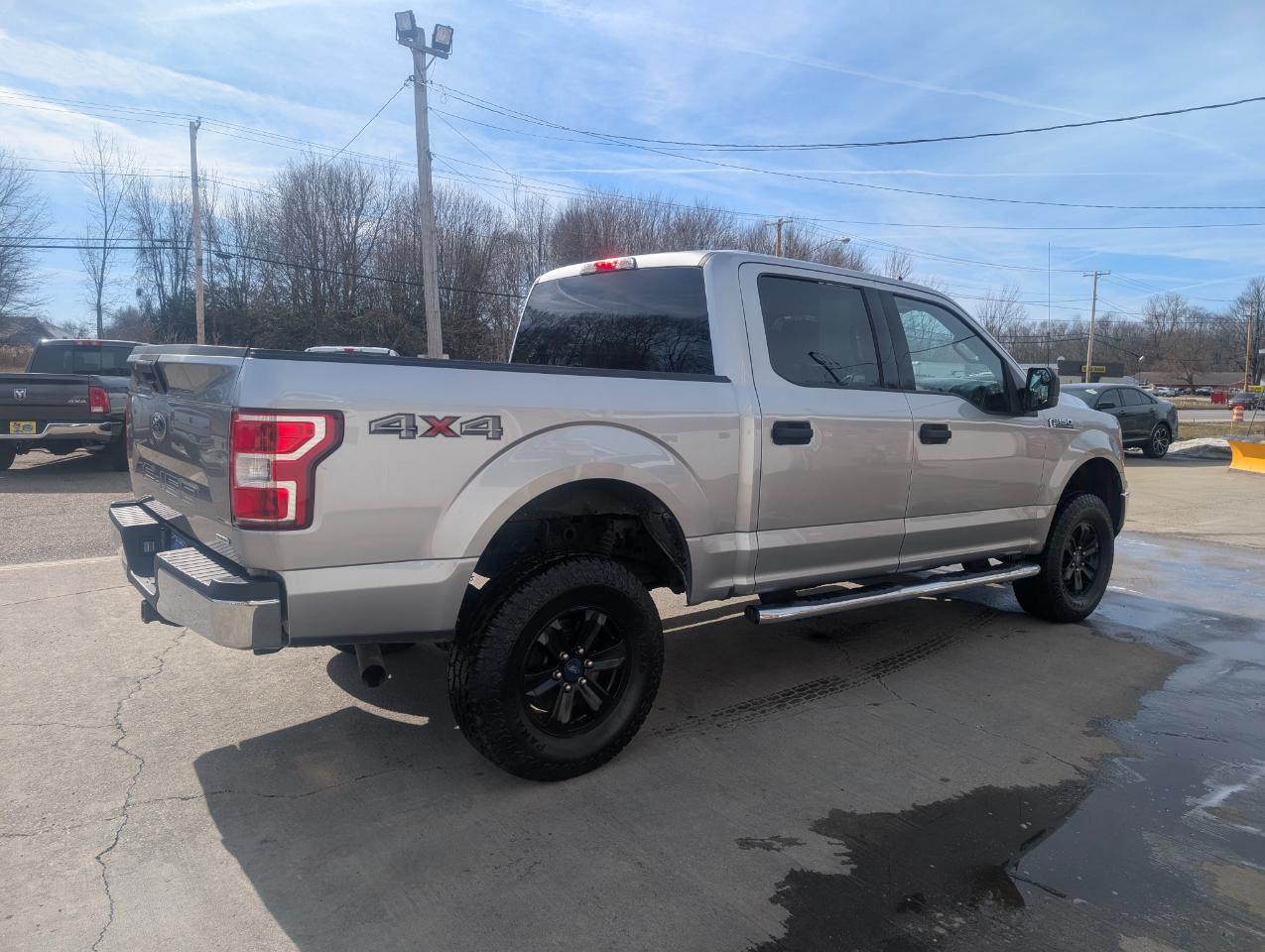 Ford F-150 XLT 4WD 2020