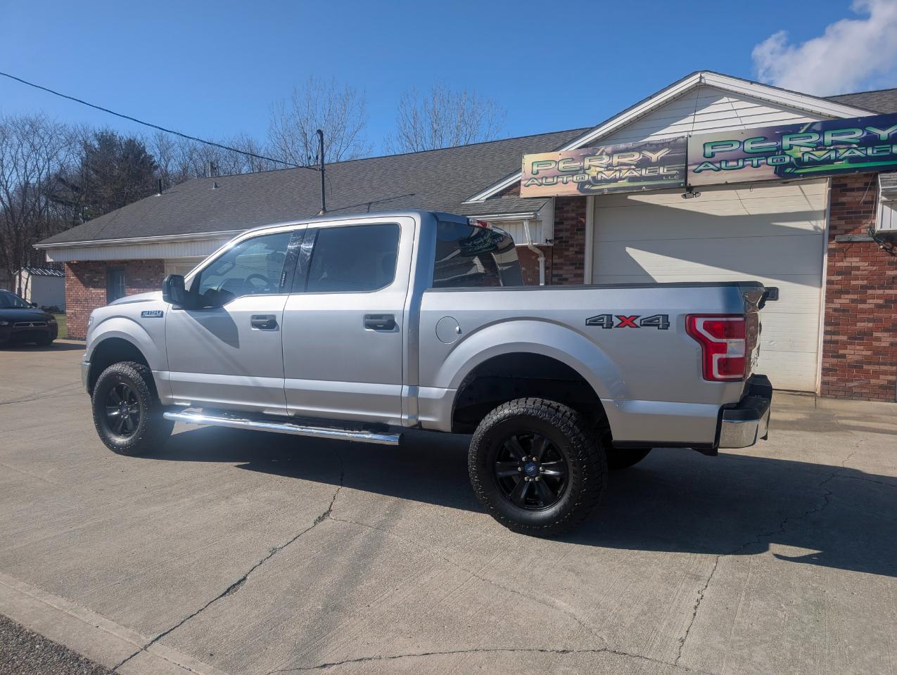 Ford F-150 XLT 4WD 2020