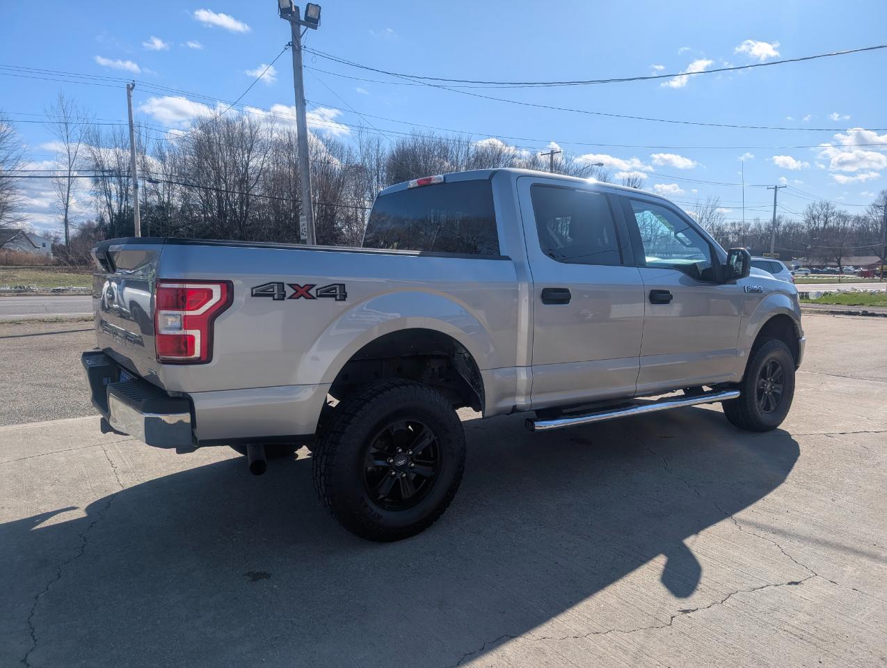 Ford F-150 XLT 4WD 2020