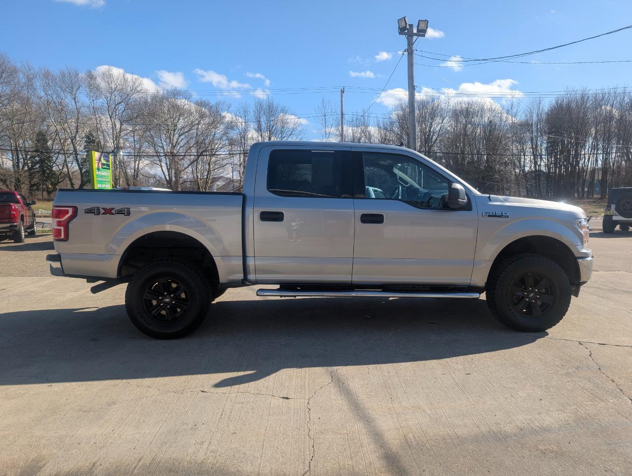 Ford F-150 XLT 4WD 2020