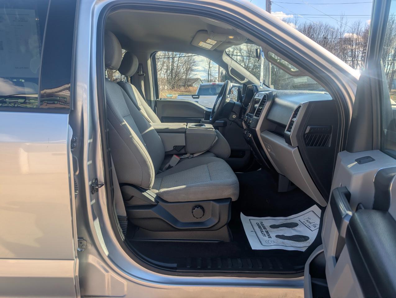 Ford F-150 XLT 4WD 2020