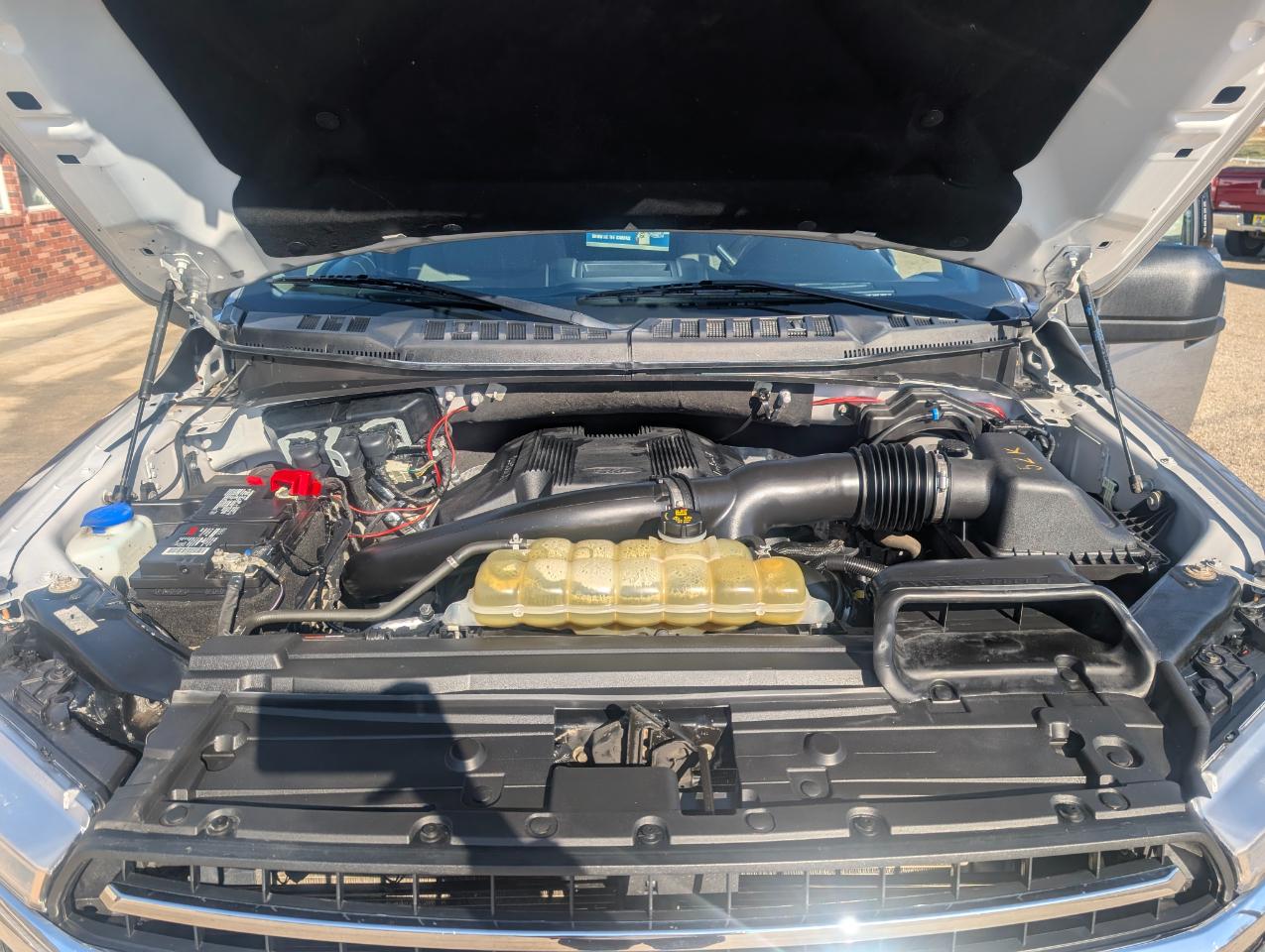 Ford F-150 XLT 4WD 2020